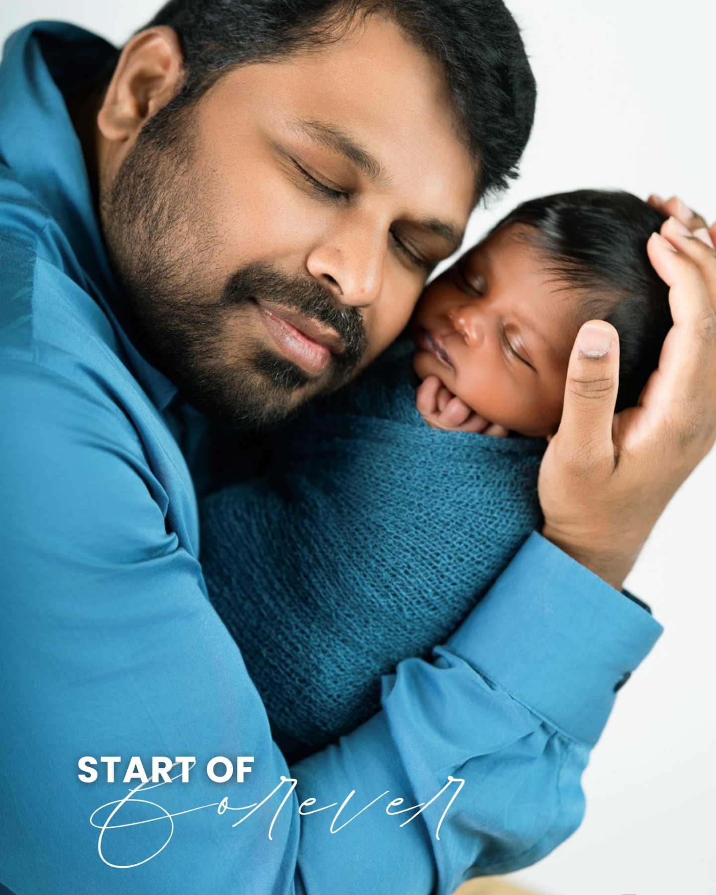 He fell asleep on Dad's chest, and everyone just slowed down. These are the moments they'll look back on and smile.
This is the start of forever for Manasa and Sunil 🥰
#newbornphotographer #newbornsession #nzparents #photographybyruchika #ruchikajainphotography #newborn #newbornphotoshoot #milestone #babiesofnz #familyportrait