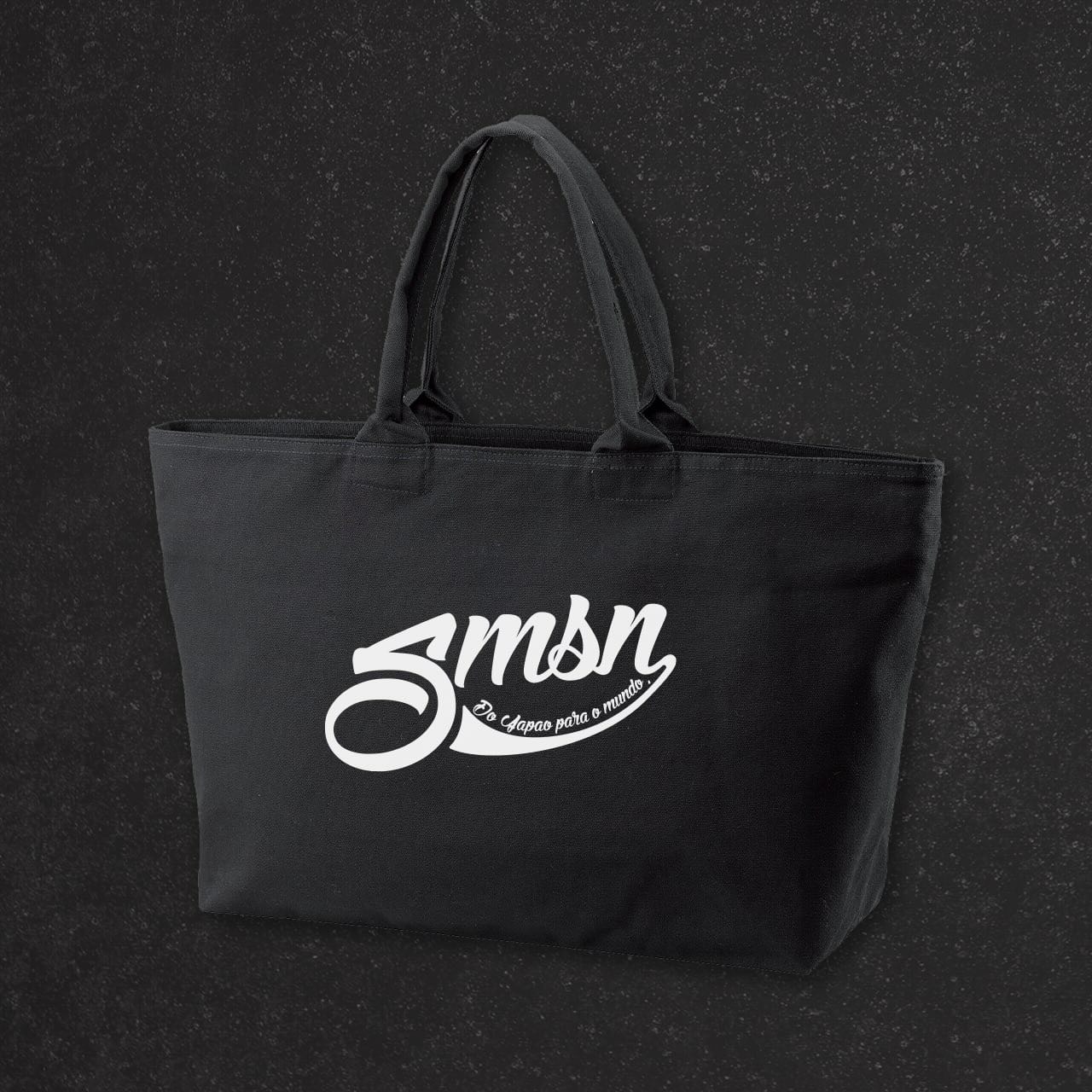 【NEW ITEM】
〜あらゆるシーンで活躍する、絶妙サイズのキャンバスジップトート〜
オーガニックコットンを使用した、丈夫なキャンバス地の大容量ジップトートバッグ。開口部はファスナー開閉が可能で、内側には便利なグッズポケット付き。トラベルバッグとしても十分な、大容量約25L。
#SOMASONHO #sustainablefashion #travelbags #totebags