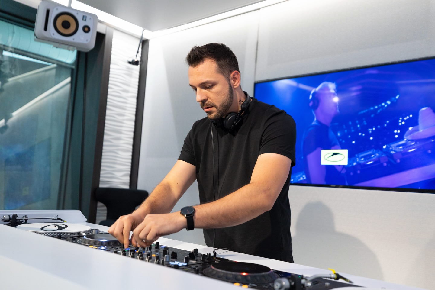 25 years of ASOT! What a milestone. Huge congratulations to @arminvanbuuren and @rubenderonde. You are doing a great job. I’m so proud to have played a small part in the history of this brand! And I am so grateful for the impact ASOT had on my life and career. 🙏
Here are some cool facts:
1.) I received my first ASOT play on episode 397 with the Original Mix of “Black Sun” (released on @euphonicrecords). Armin personally wrote this feedback on the track: “What an AMAZING tune. One of the best tunes i’ve heard all month!!”
2.) My first ASOT gig was at ASOT 550 in Den Bosch in 2012.
3.) The best gig of my career was at ASOT 600 in Sofia, Bulgaria in 2013. Little did I know that 9 years later, I would move there for a couple of years. But ASOT started it all for me. Because of this Bulgaria will always have a special place in my heart.
4.) In 2011 I got the opportunity to remix Armin’s record “Mirage”. I am still proud of that remix!
5.) ASOT did a special live episode 629 from Berlin. Armin and Ruben interviewed me in that episode. I rode my bicycle to their pop-up studio because I lived in Berlin at that time. 🤣
6.) My first ASOT video guestmix was done in episode 998.
7.) In episode 902 Armin interviewed @estivamusic, @djnifra and myself regarding our collab with @orjann82 called “Cabin Fever”. We created this collab at a @soundcation in Bulgaria. 👌🏻
8.) In 2011 my record “Fallen Angel” with @coldbluemusic and @anacriado was voted into the ASOT Top 20. 💪🏻
9.) In all of those years I have accumulated close to 100 ASOT plays. 😱😁