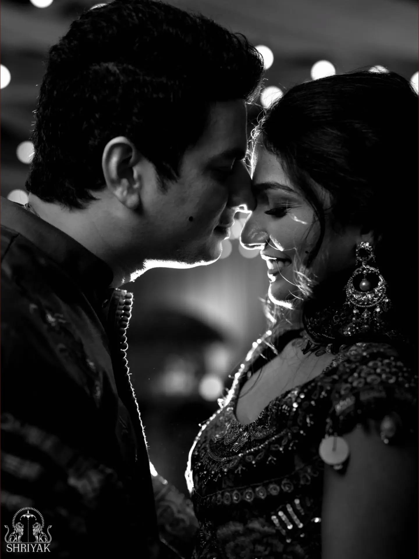 In a room full of colour, they still found each other 💚
A glance that lingered a little longer, a smile that needed no explanation, and a moment that felt like it belonged only to them✨
Nikhila's outfit: @gazalguptacouture